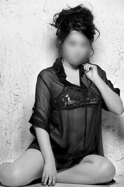 Call girls in Zirakpur